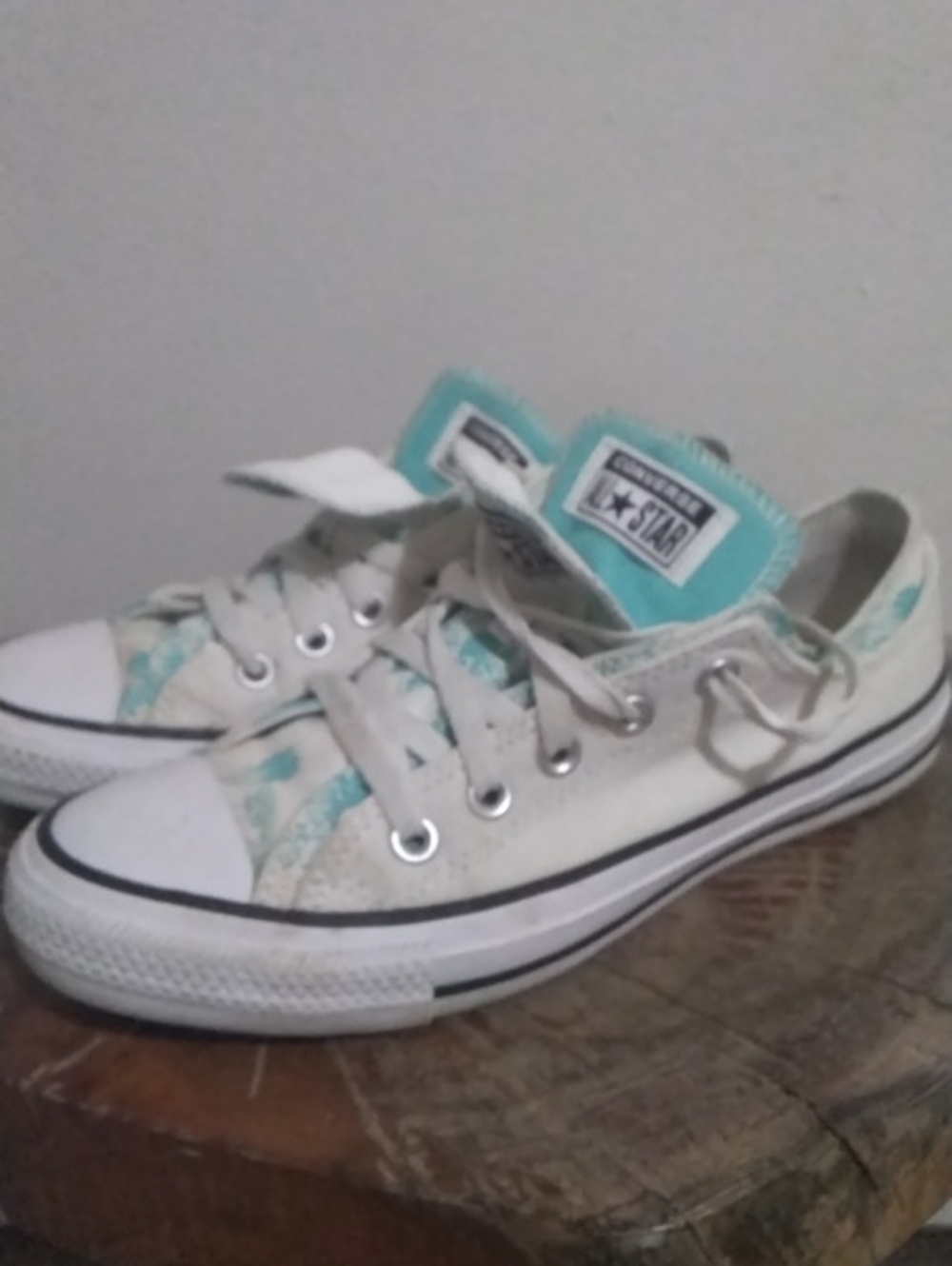 White Low-Top Sneakers with Teal Pattern - Casual Lace-Up